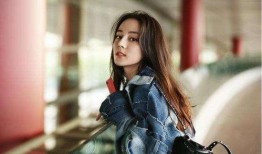 卓伟最新爆料迪丽热巴,迪丽热巴新恋情曝光，神秘男友身份引热议